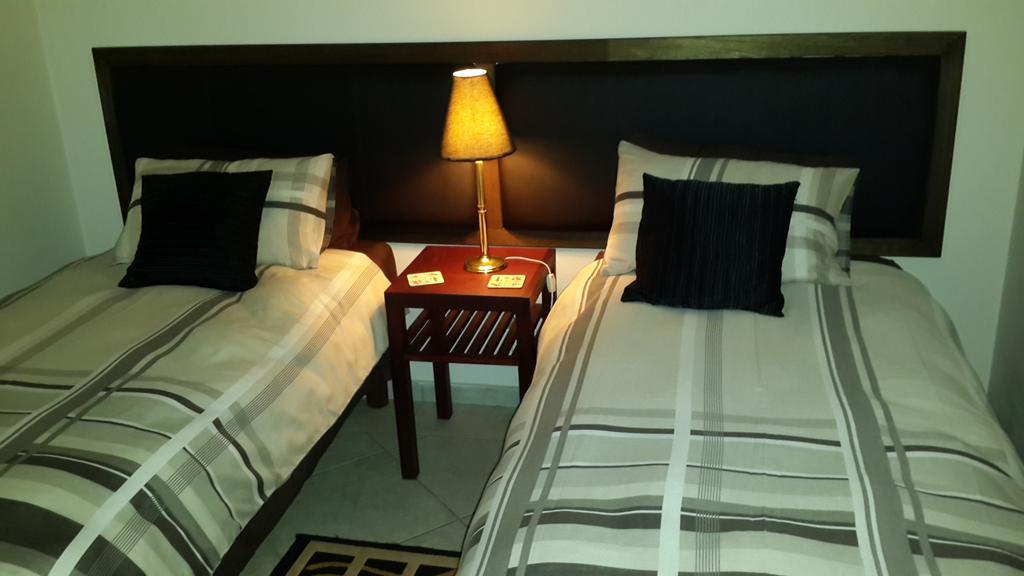 Magaliqua Guest House Noordheuwel Quarto foto